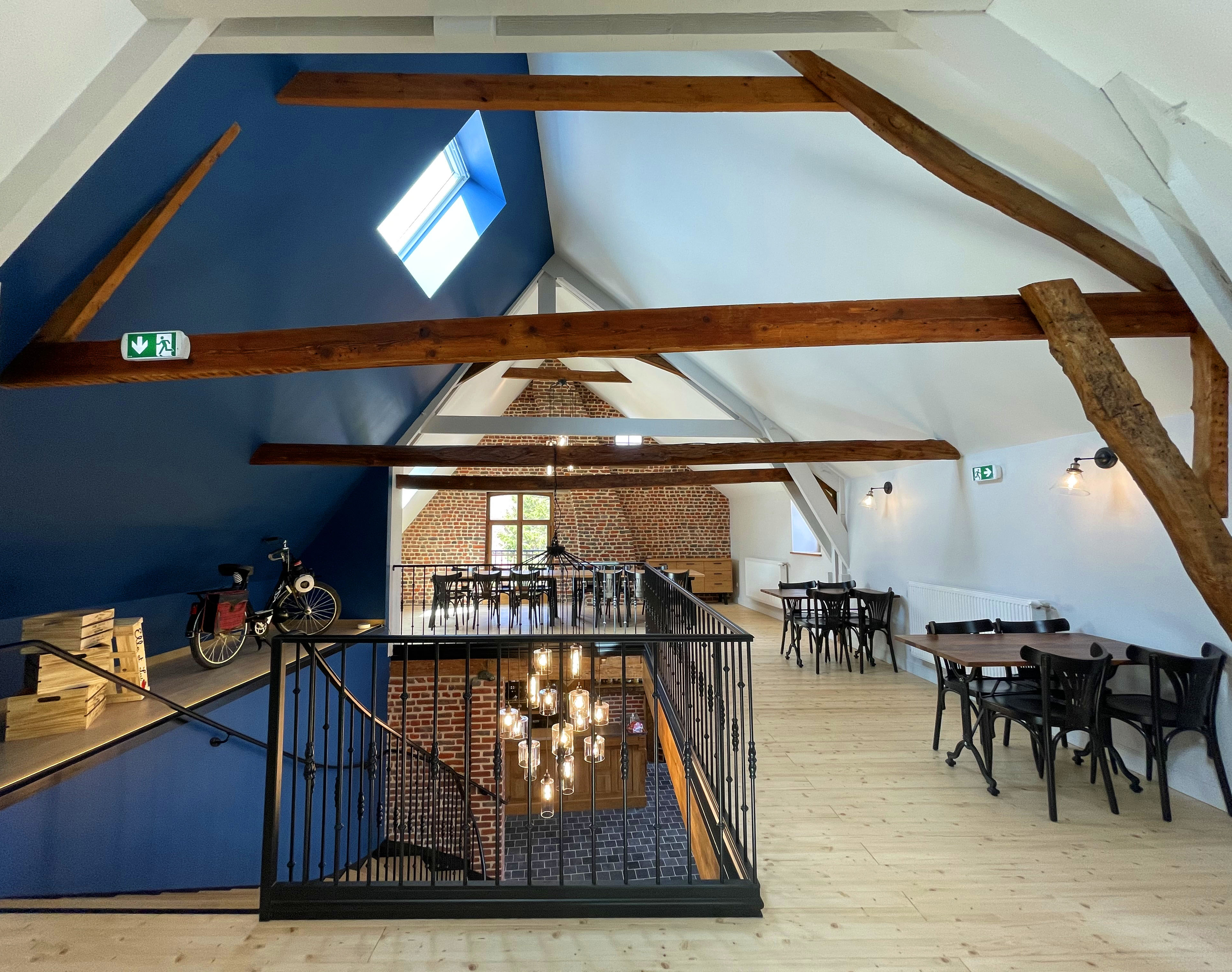 Accueil restaurant Au Pied Du Mont avec terrasse à Oxelaëre